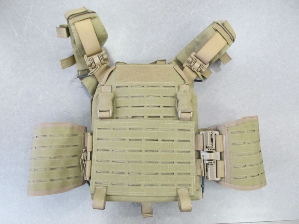 GILET ANTIPROIETTILE PLATE CARRIER