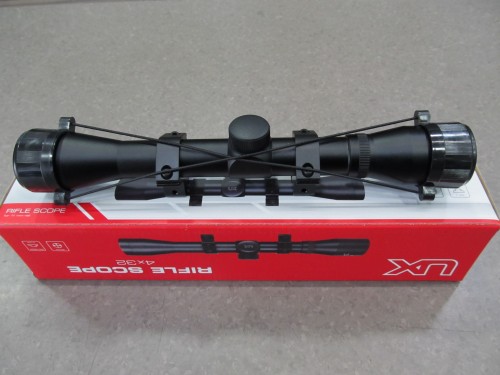 UMAREX CANNOCCHIALE 4X32 TACDOT