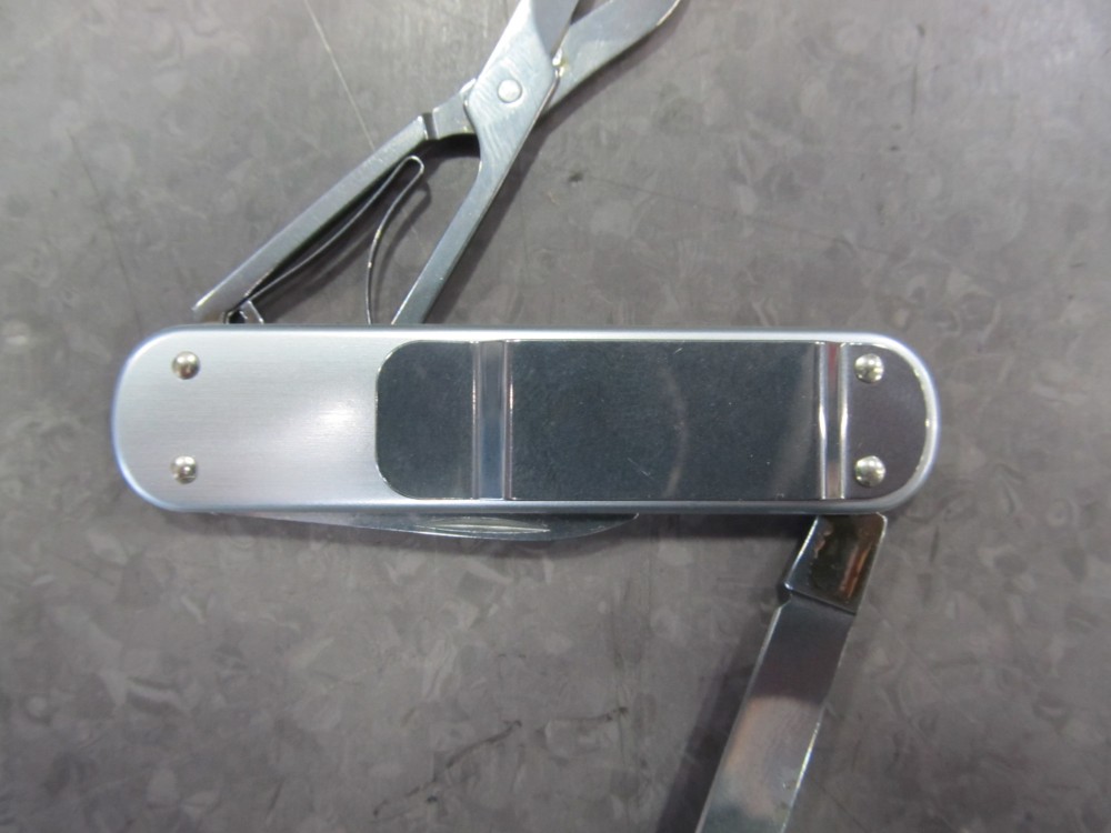 VICTORINOX MONEY CLIP  ALLUMINIO