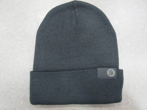VEGA CAPPELLINO MAGLIA NERO